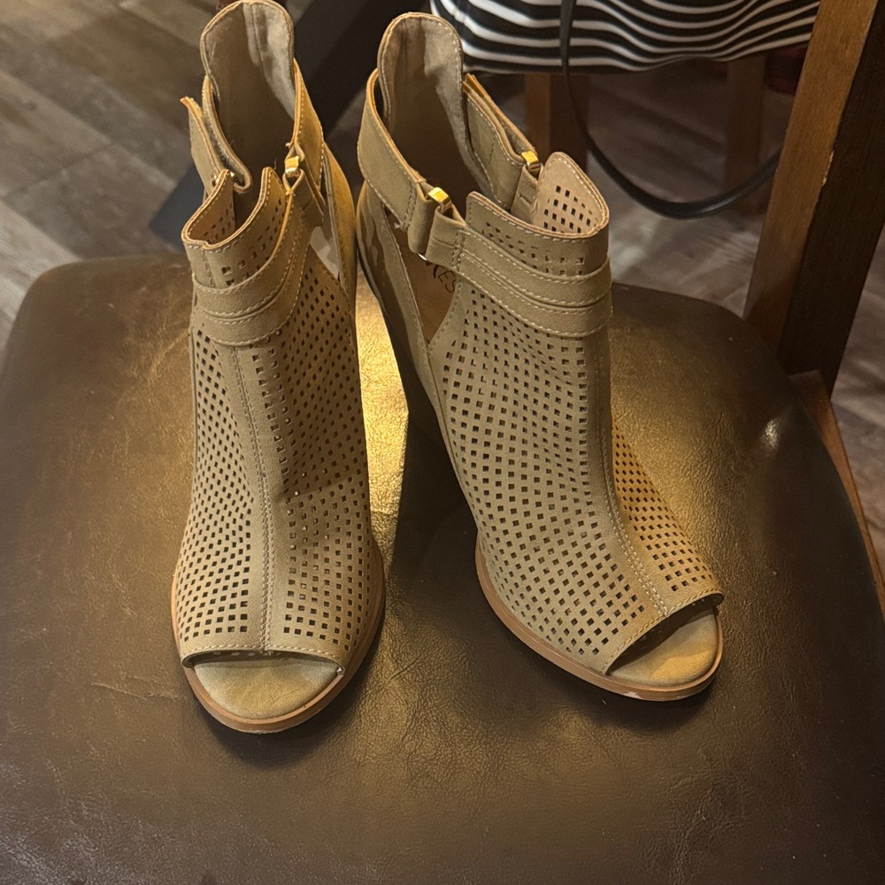 Restricted Tan Perforated Heeled Boots